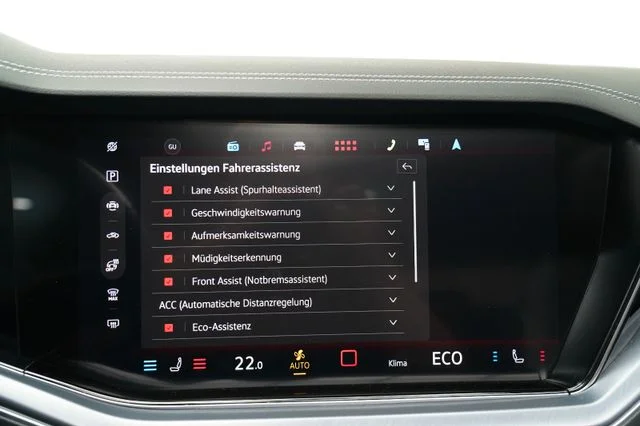 VW Touareg – 32