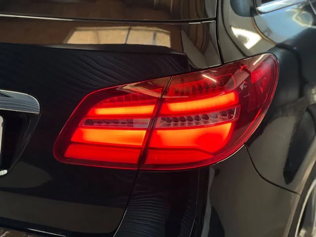 Mercedes-Benz B 180 – 16