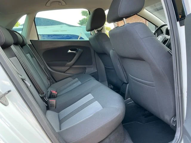 Volkswagen Polo – 24