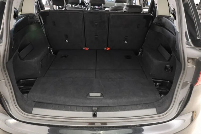 BMW 218 – 13