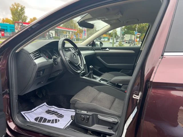 Volkswagen Passat Variant – 8
