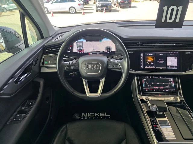 Audi Q7 – 35