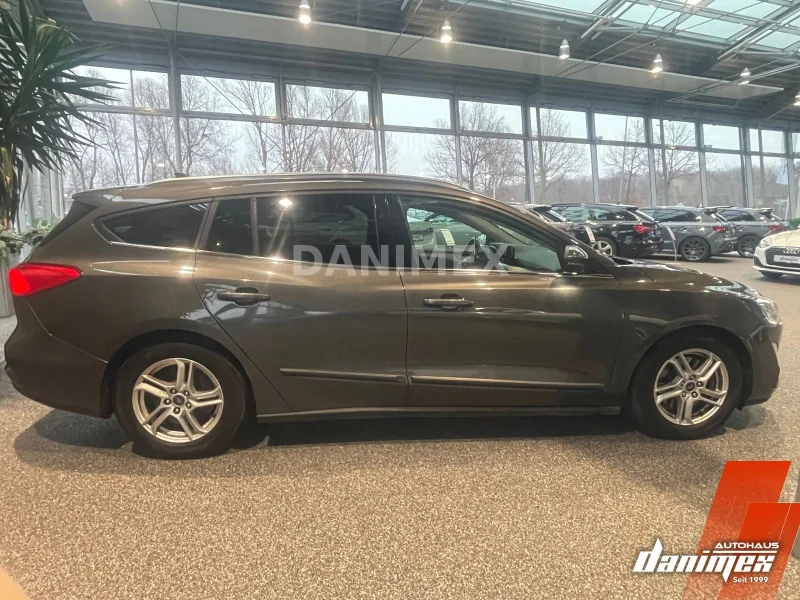 Ford Focus – 4