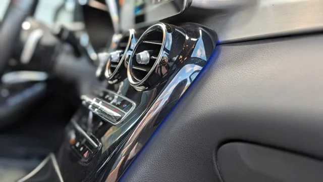 MERCEDES-BENZ GLC 300 – 32