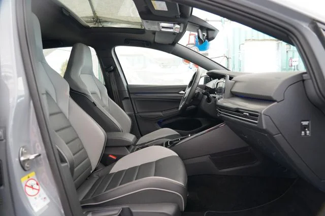 VW Golf – 29