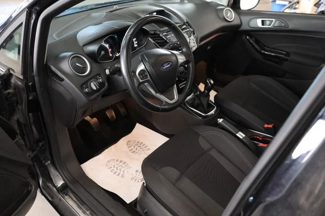 FORD Fiesta – 10