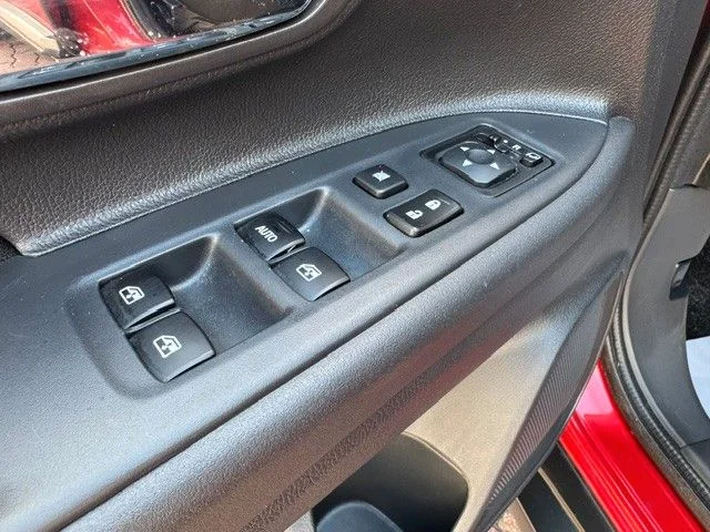 Mitsubishi Outlander – 25