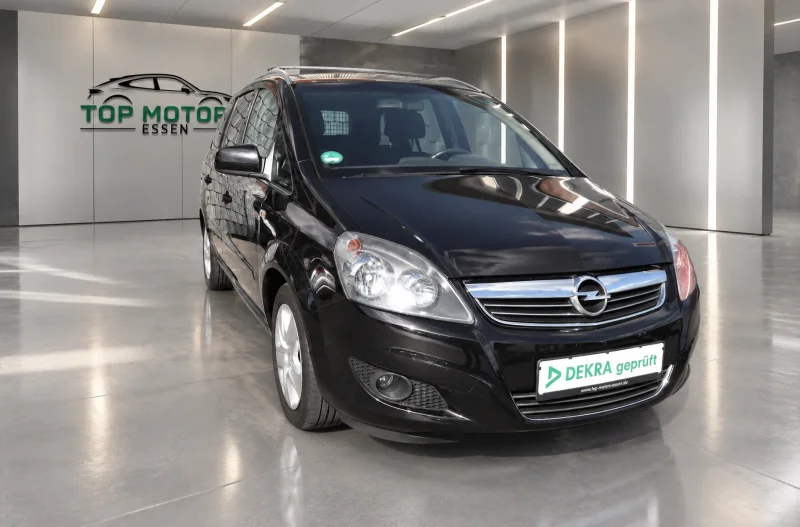 Opel Zafira – 3