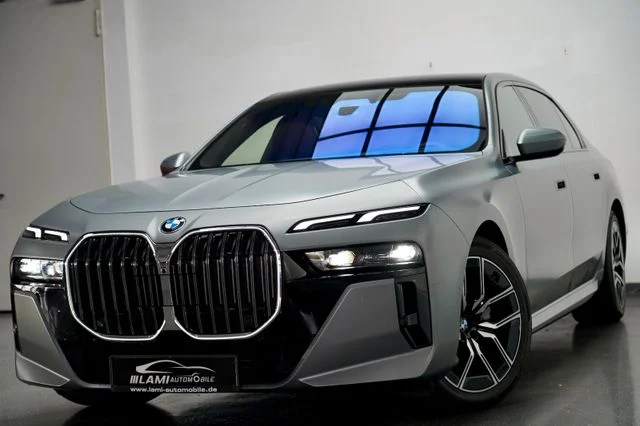BMW 740