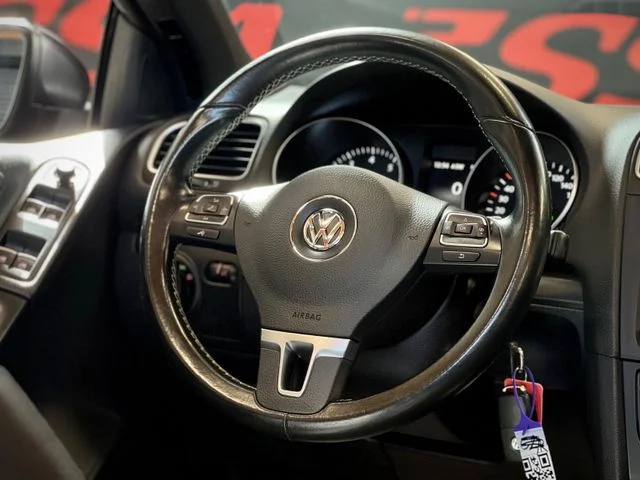 Volkswagen Golf – 24