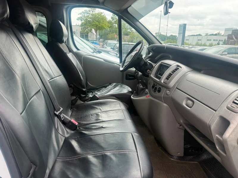 Renault Trafic – 15