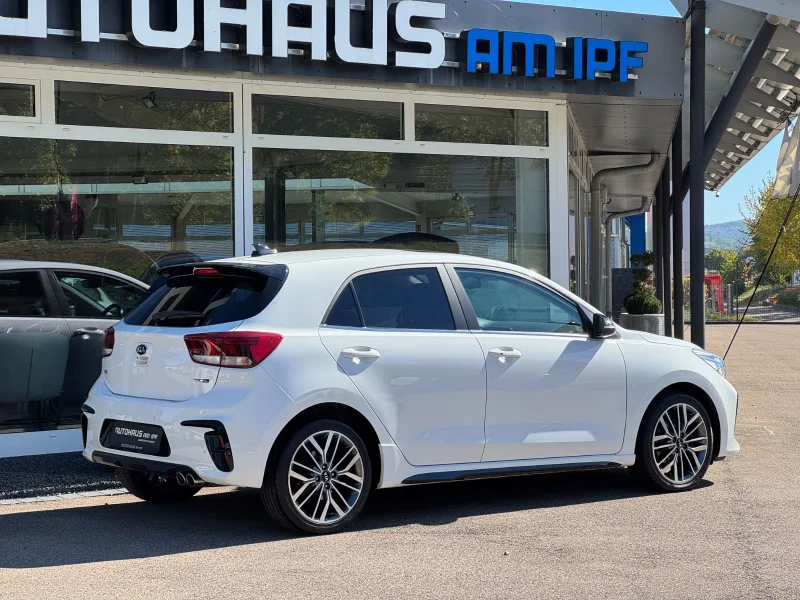 Kia Rio – 10