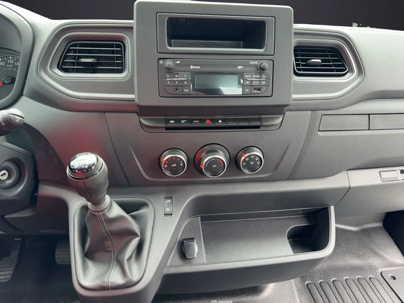 Renault Master Abschleppwagen AHK Klima Tempomat – 11