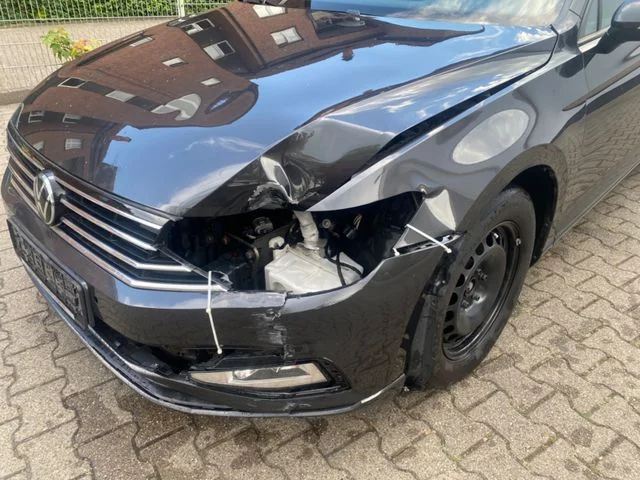 VW Passat Variant – 7