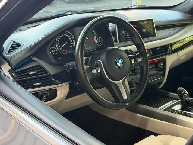 BMW X5 M50 – 19