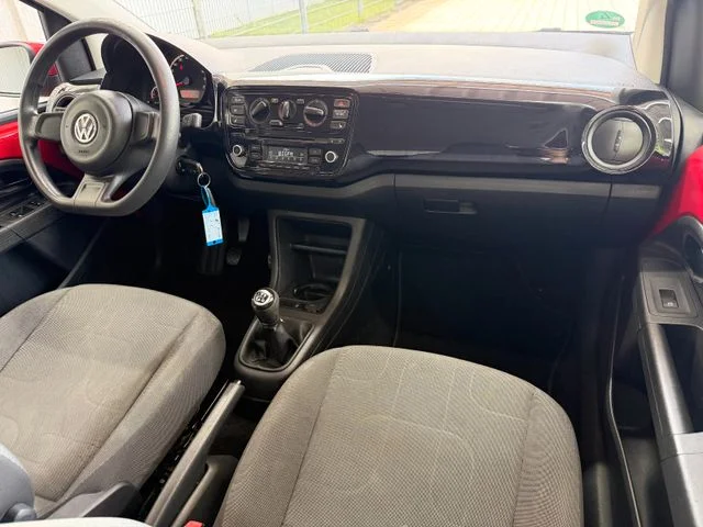 Volkswagen up – 15
