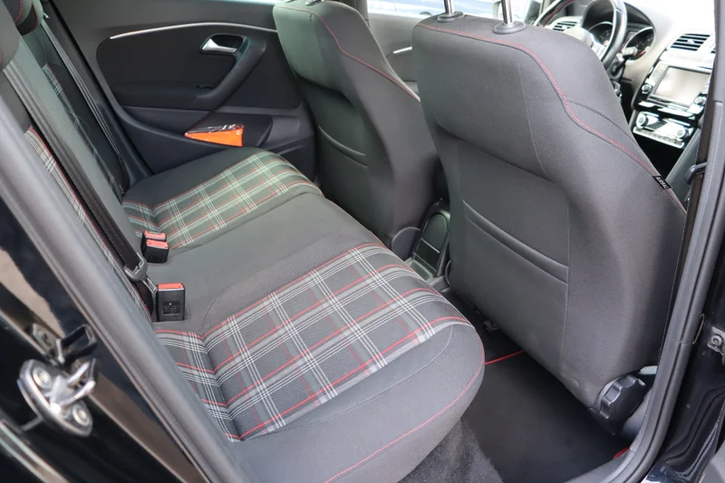 Volkswagen Polo – 16
