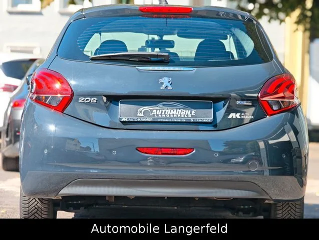 Peugeot 208 – 8