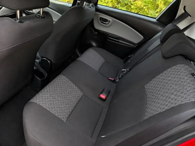 Toyota Yaris – 9