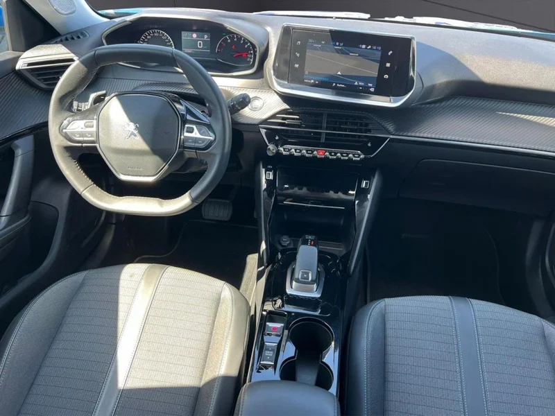 Peugeot 2008 – 14