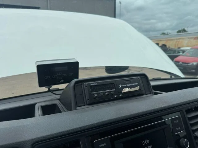 VW Crafter Kasten Kasten 50 Extralang  Hochdach RWD – 18