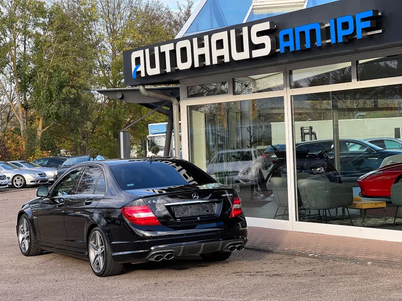 Mercedes-Benz C 63 AMG – 17