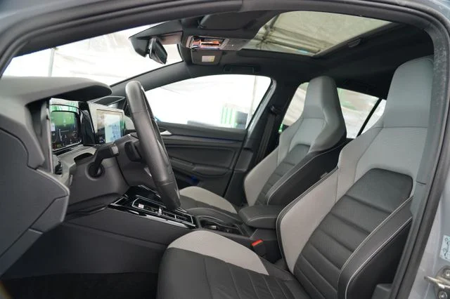 VW Golf – 15