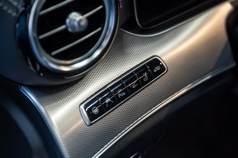 Mercedes-Benz E 63 AMG – 28