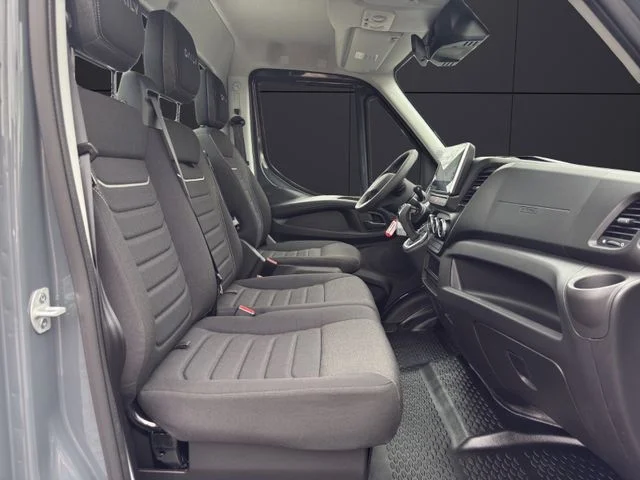 Iveco Daily 35S18 Abschleppwagen Modell 2026 AHK 3,5t – 18