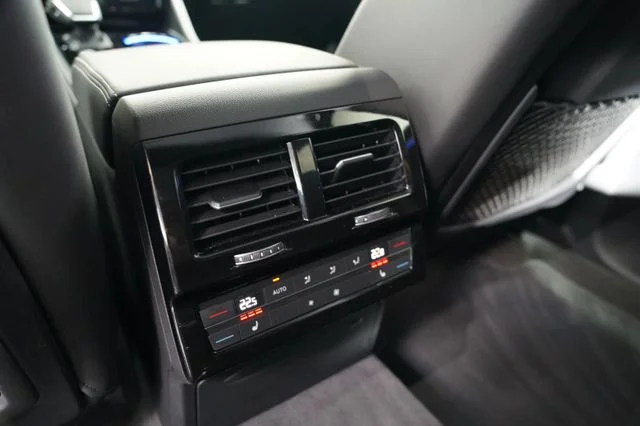 VW Touareg – 21