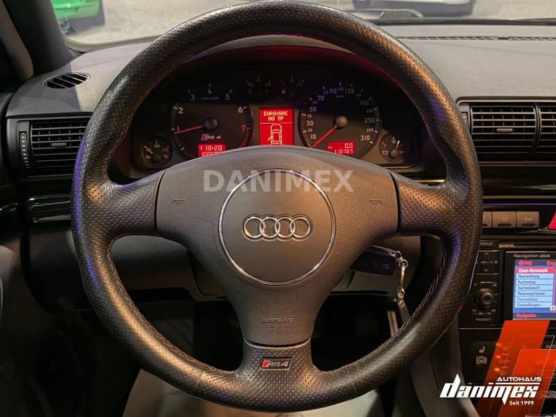 Audi RS4 – 21