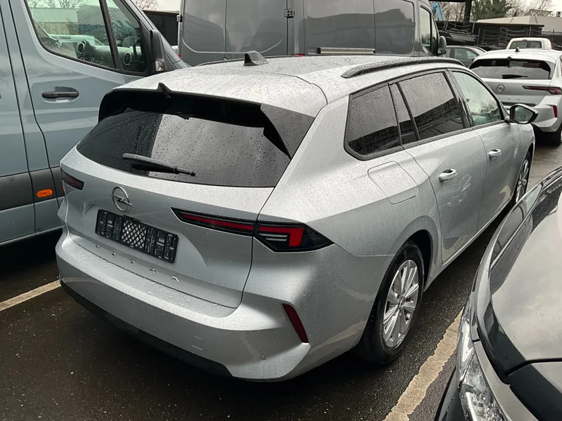 Opel Astra Sports Tourer 1.2 Turbo Business Edition – 20