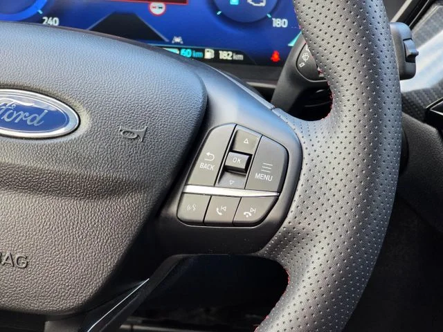 Ford Kuga – 40