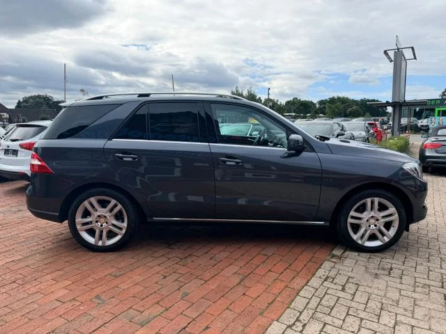 MERCEDES-BENZ ML 350 – 13