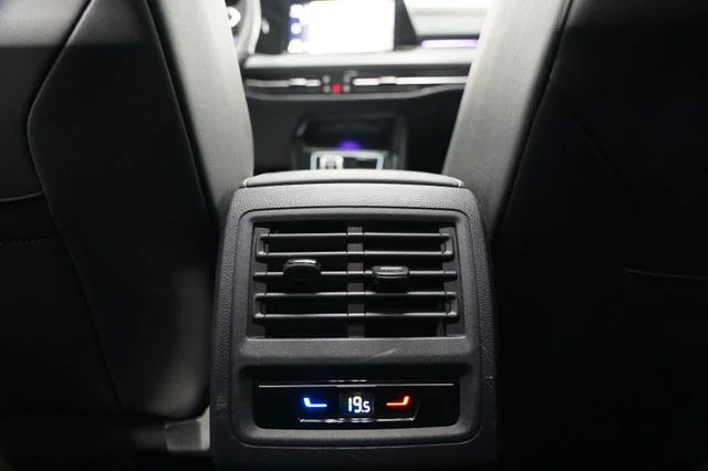 VW Golf – 18