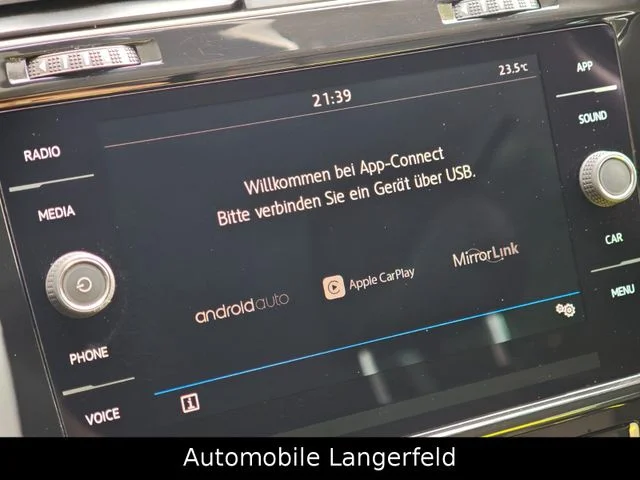 Volkswagen Golf – 19