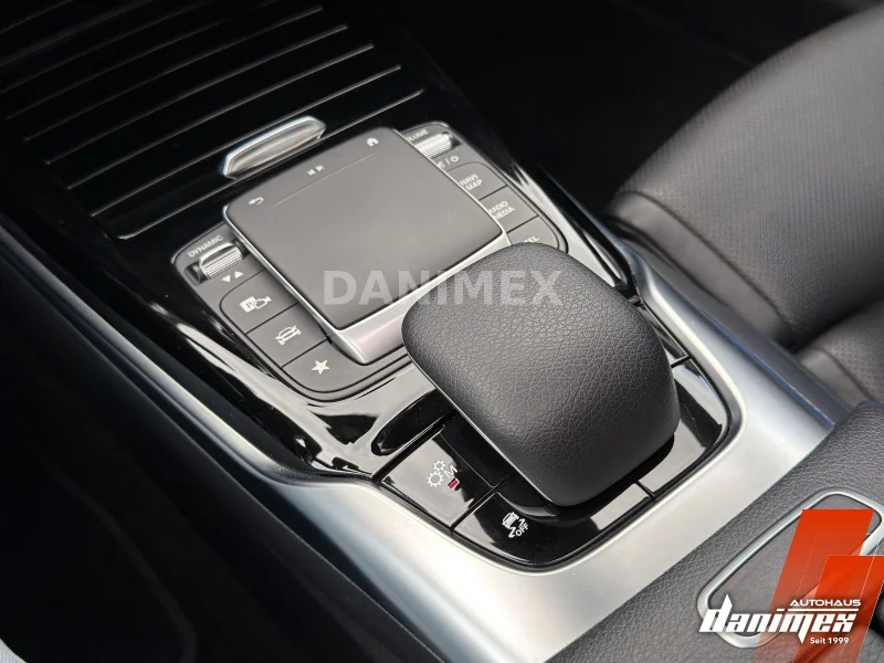 Mercedes-Benz CLA 45 AMG – 29