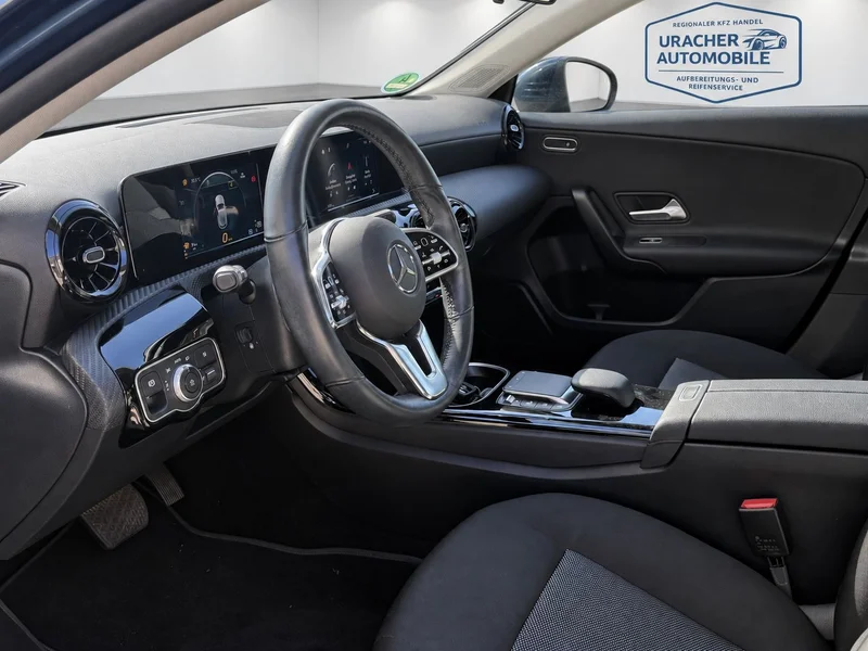 Mercedes-Benz A 200 – 8