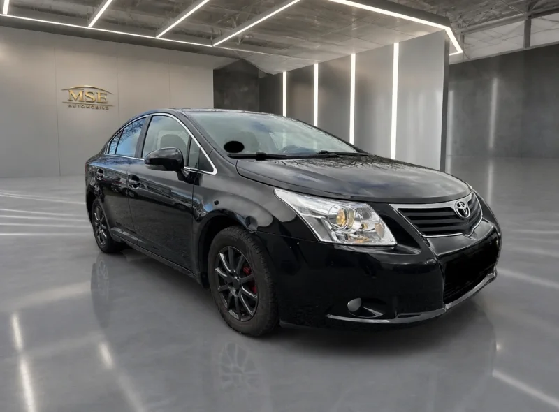 Toyota Avensis III (2009-) – 2