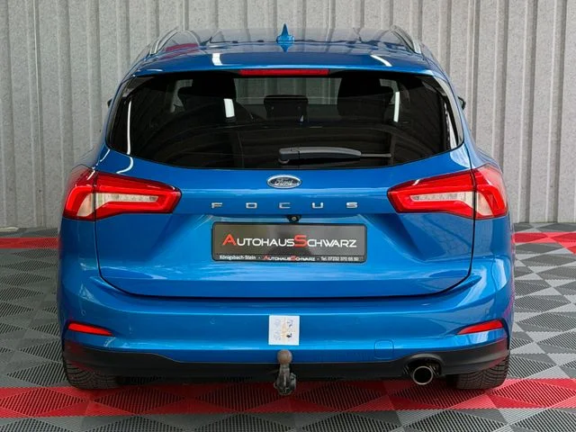 Ford Focus – 6