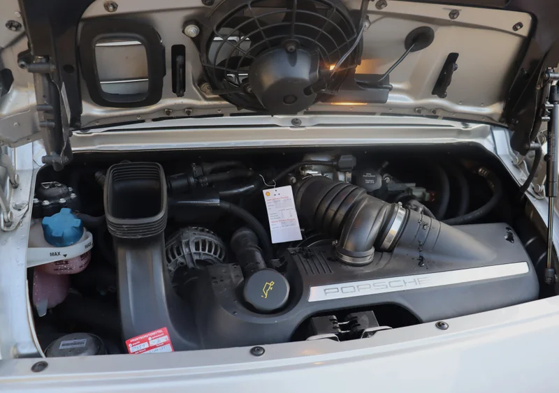 Porsche 911 – 17