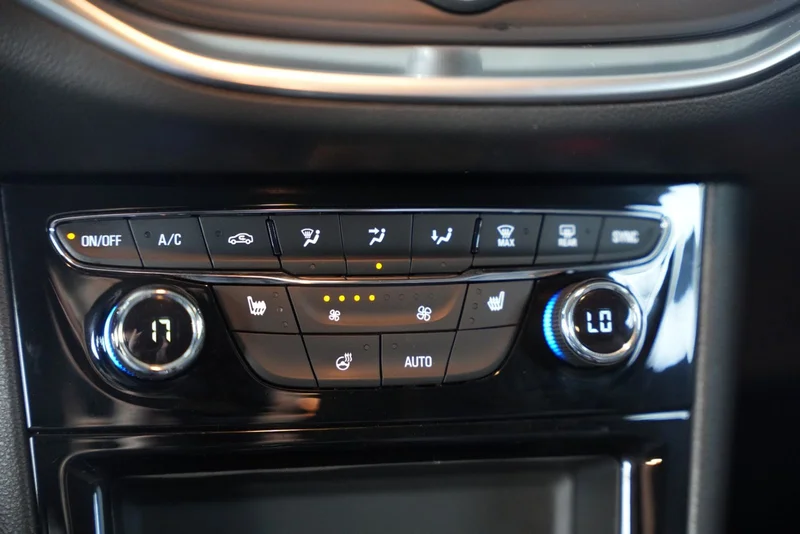 Opel Astra – 17