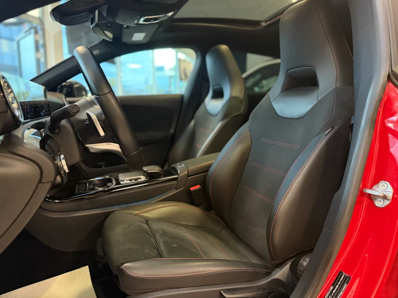 Mercedes-Benz CLA 220 – 23