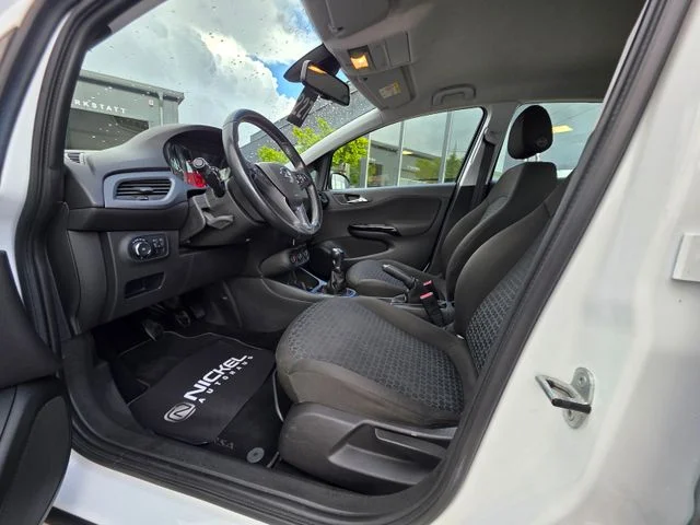 Opel Corsa – 24