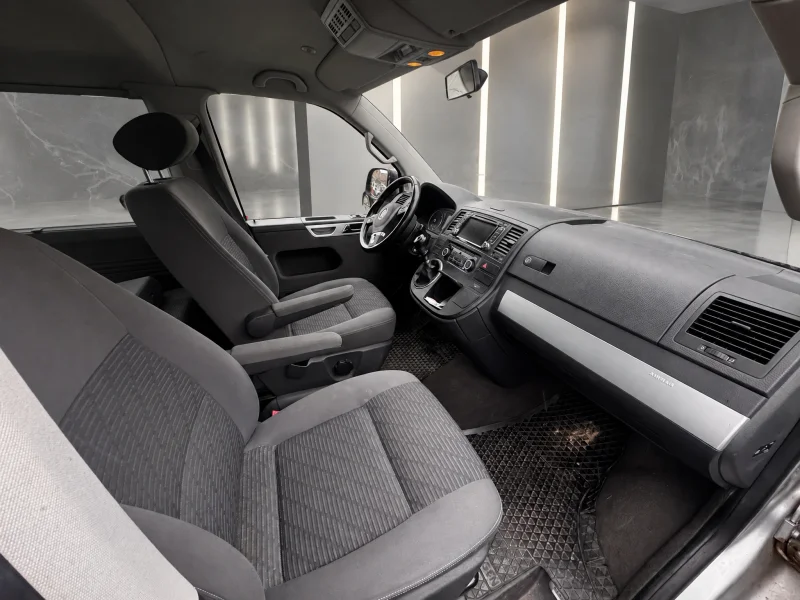 Volkswagen Multivan – 8