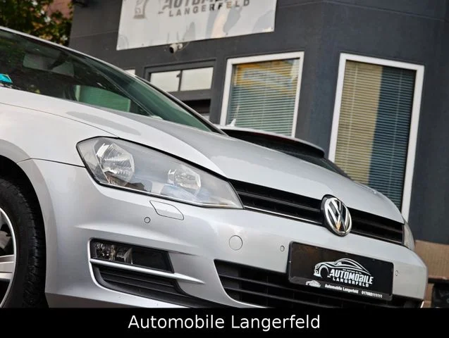 Volkswagen Golf – 11