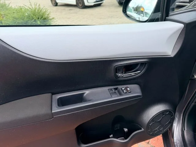 TOYOTA Yaris – 15