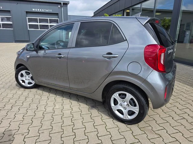 Kia Picanto – 10