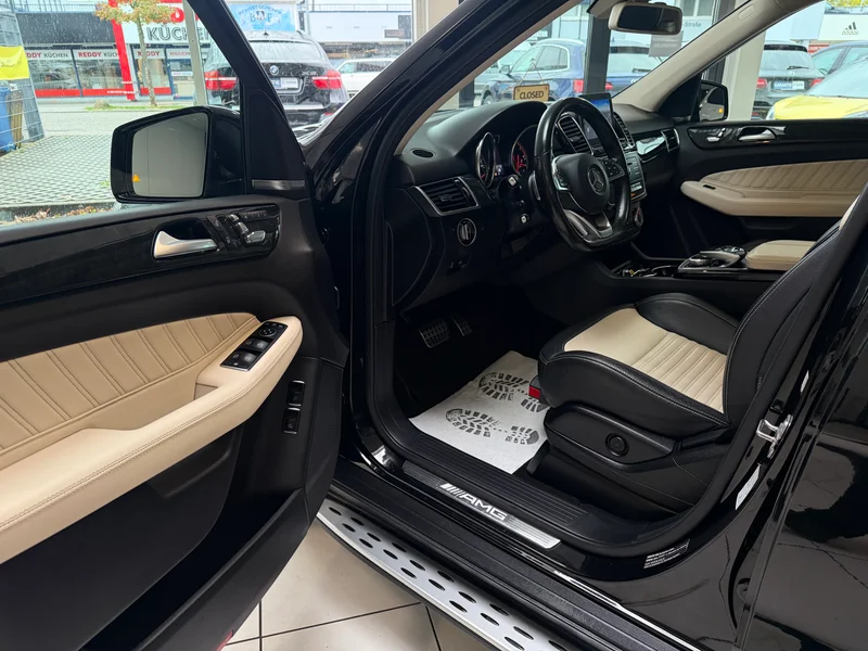 Mercedes-Benz GLE 43 AMG – 28
