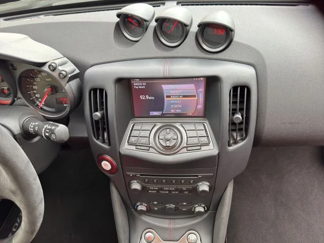 Nissan 370Z – 16